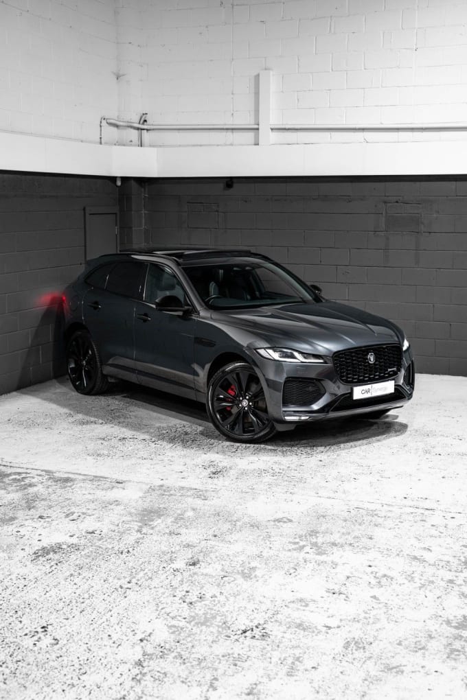 2025 Jaguar F-pace