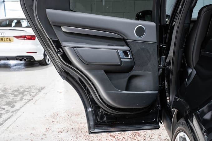 2025 Land Rover Discovery
