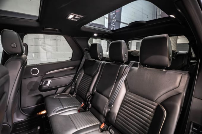2025 Land Rover Discovery