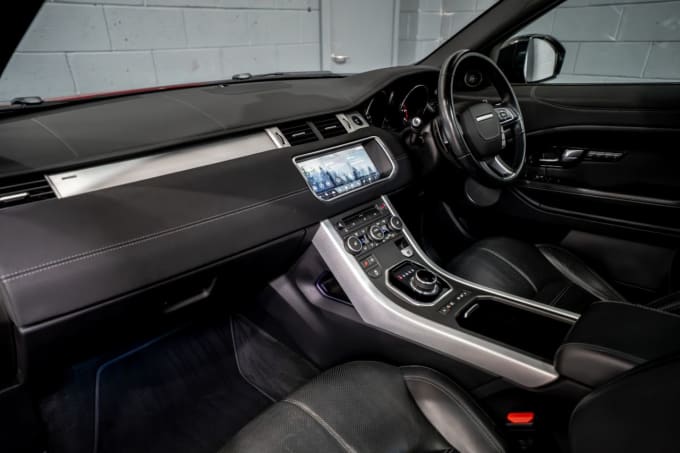 2025 Land Rover Range Rover Evoque
