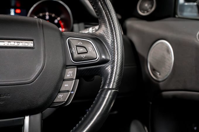 2025 Land Rover Range Rover Evoque
