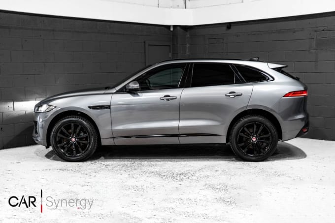 2025 Jaguar F-pace