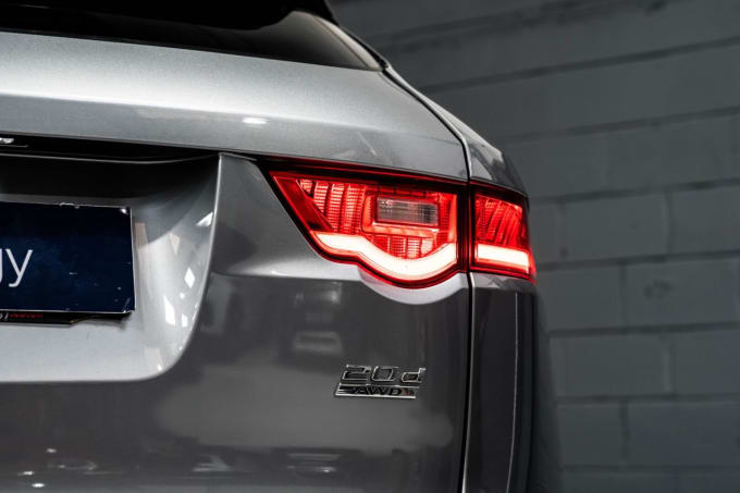 2025 Jaguar F-pace