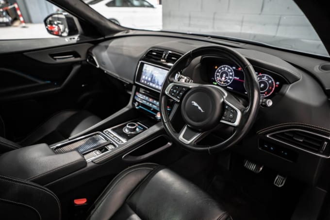 2025 Jaguar F-pace