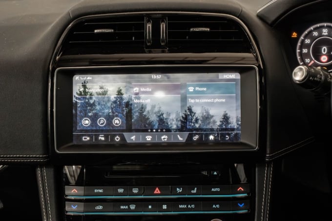 2025 Jaguar F-pace