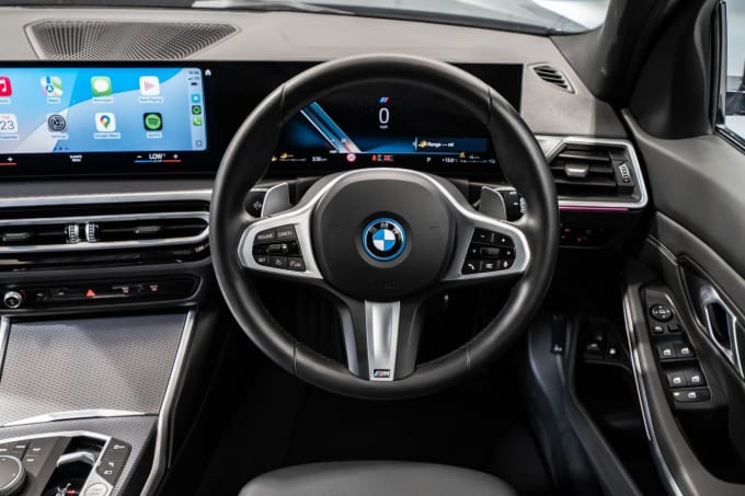 2024 BMW 3 Series