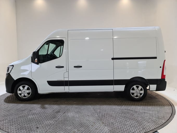 2021 Renault Master