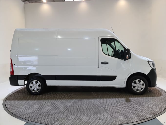 2021 Renault Master