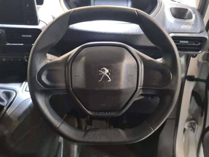 2021 Peugeot Partner