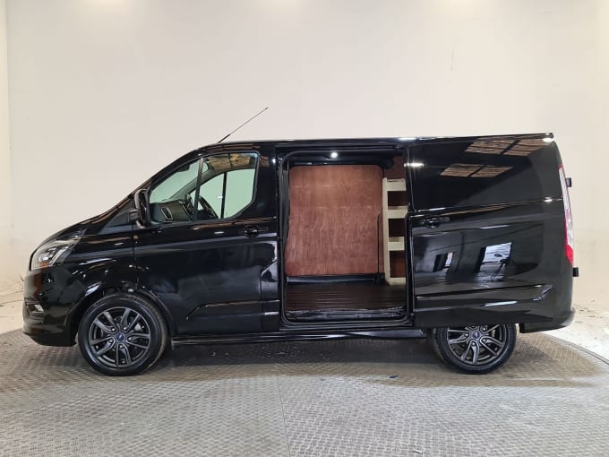 2024 Ford Transit Custom