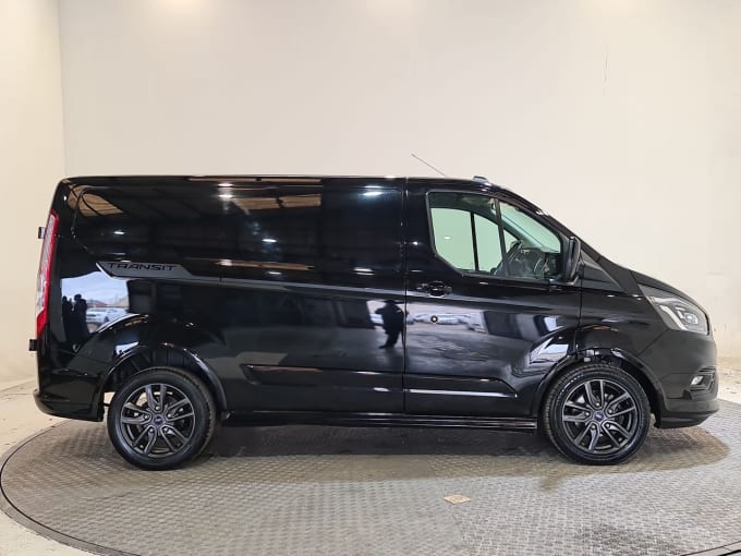 2024 Ford Transit Custom