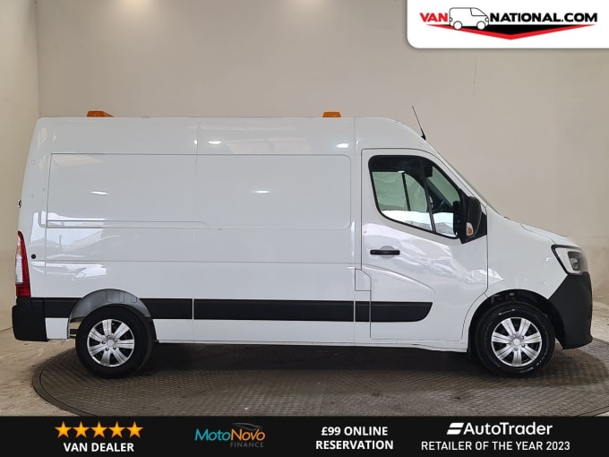 2024 Renault Master