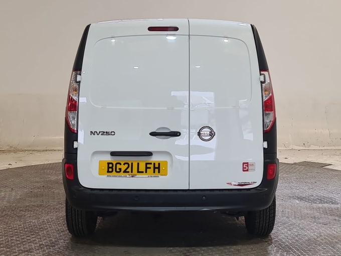 2024 Nissan Nv250