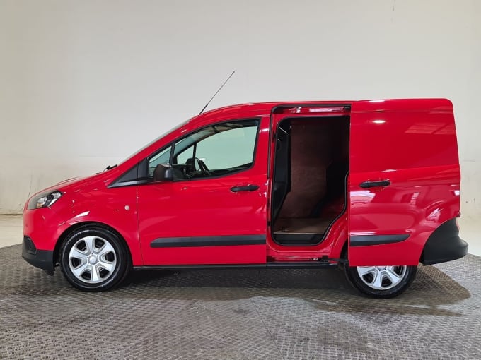 2024 Ford Transit Courier