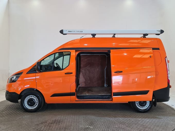 2024 Ford Transit Custom