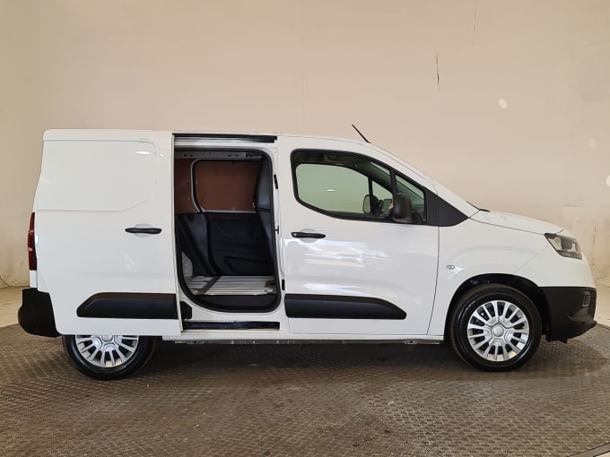 2024 Toyota Proace City