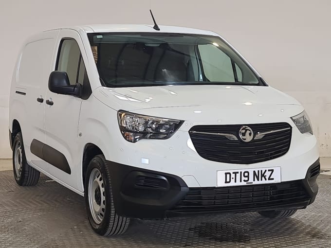 2025 Vauxhall Combo