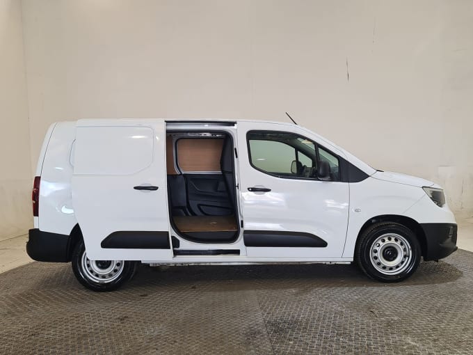 2025 Vauxhall Combo