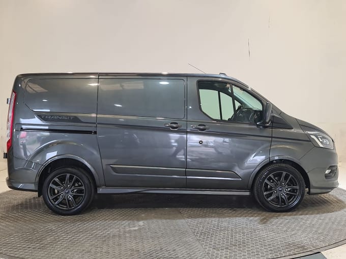 2024 Ford Transit Custom