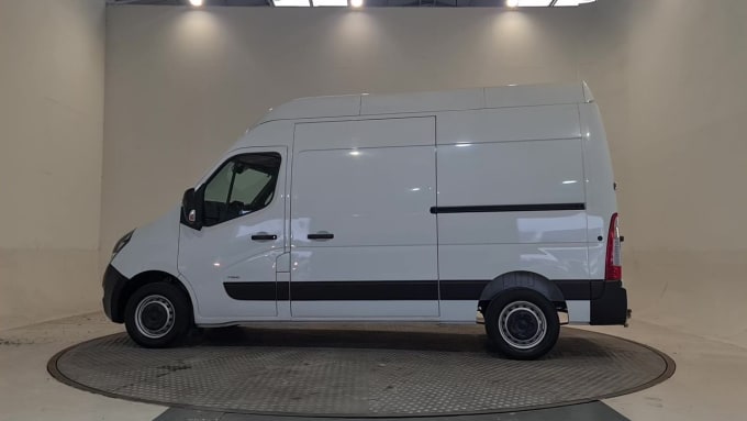 2024 Vauxhall Movano