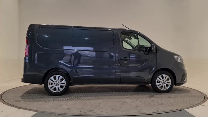 2025 Renault Trafic