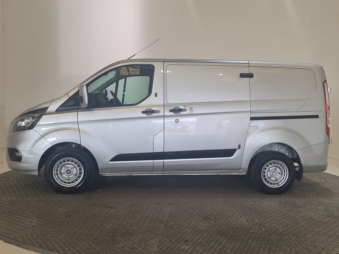 2024 Ford Transit Custom