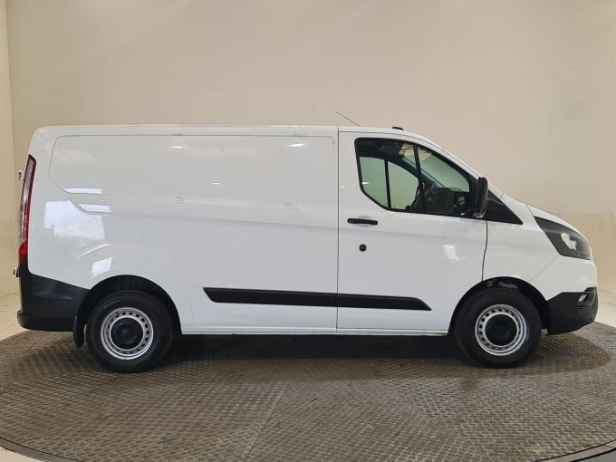 2024 Ford Transit Custom