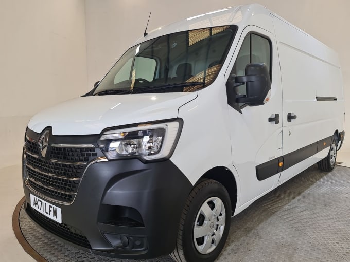 2024 Renault Master