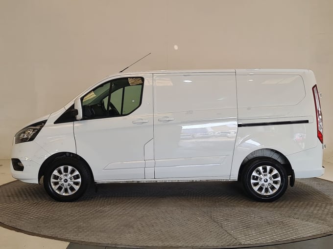 2024 Ford Transit Custom