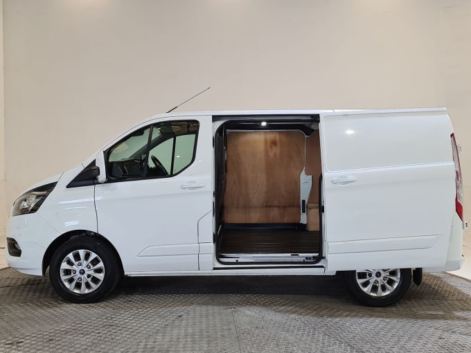 2024 Ford Transit Custom