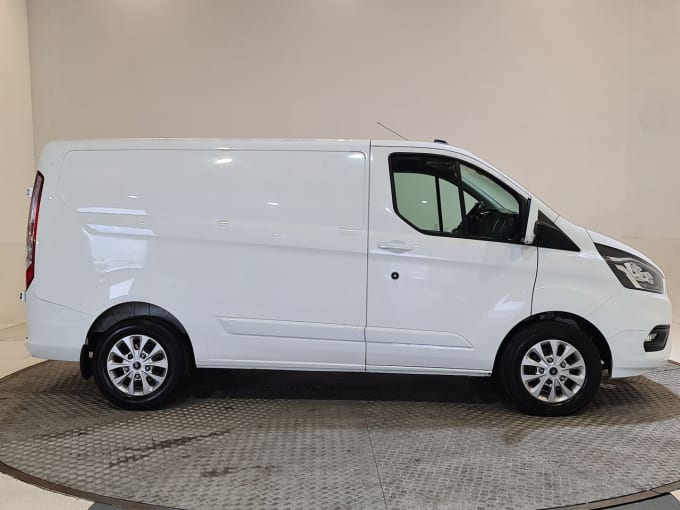 2024 Ford Transit Custom