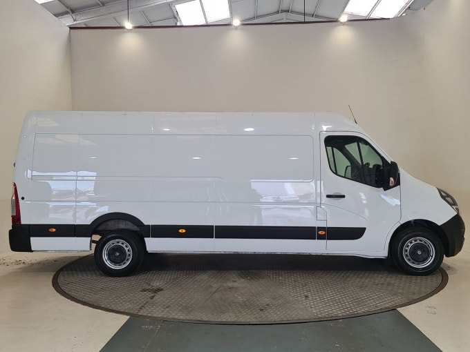 2024 Vauxhall Movano