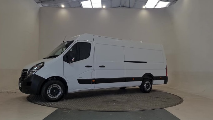 2024 Vauxhall Movano