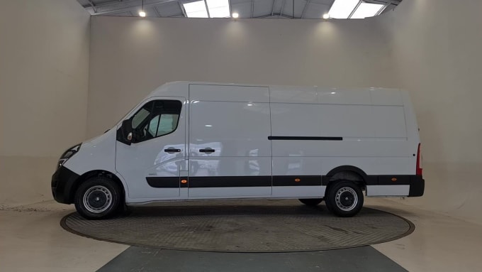 2024 Vauxhall Movano