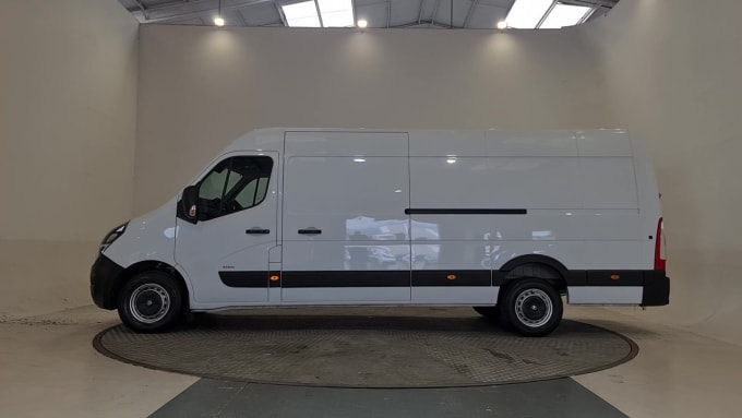 2024 Vauxhall Movano