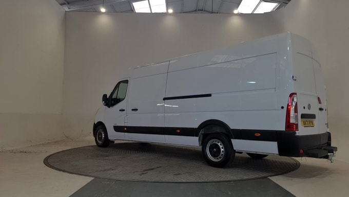 2024 Vauxhall Movano