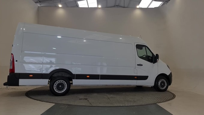 2024 Vauxhall Movano