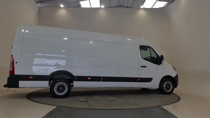 2024 Vauxhall Movano