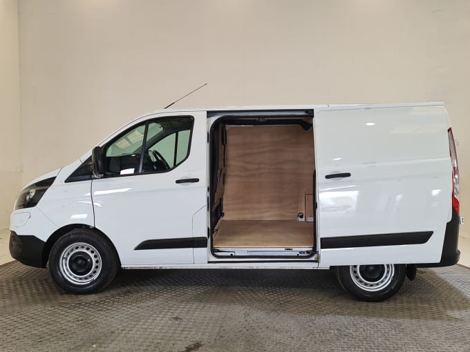 2024 Ford Transit Custom