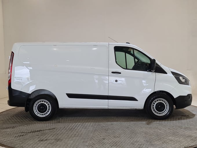 2024 Ford Transit Custom