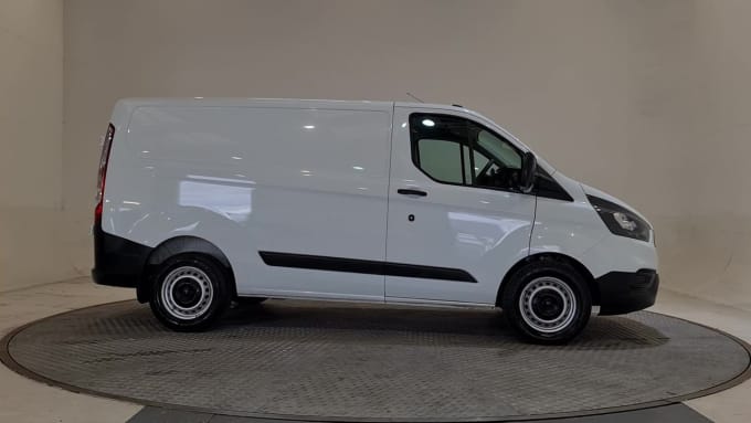 2024 Ford Transit Custom