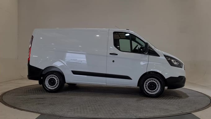 2024 Ford Transit Custom