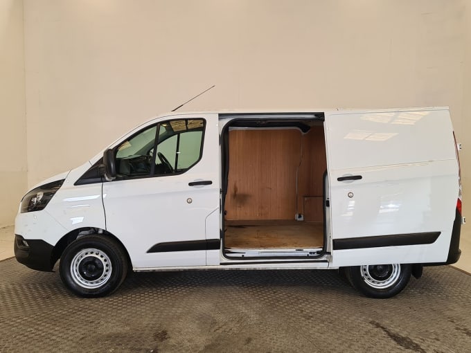 2024 Ford Transit Custom