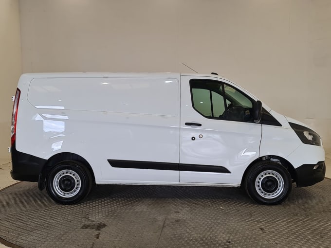 2024 Ford Transit Custom