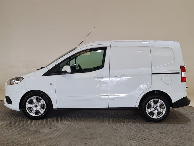 2024 Ford Transit Courier