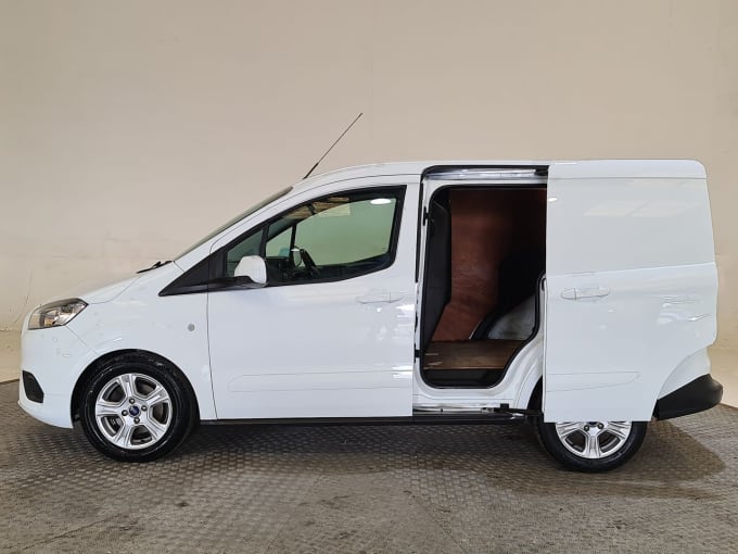 2024 Ford Transit Courier