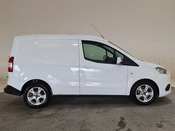 2024 Ford Transit Courier