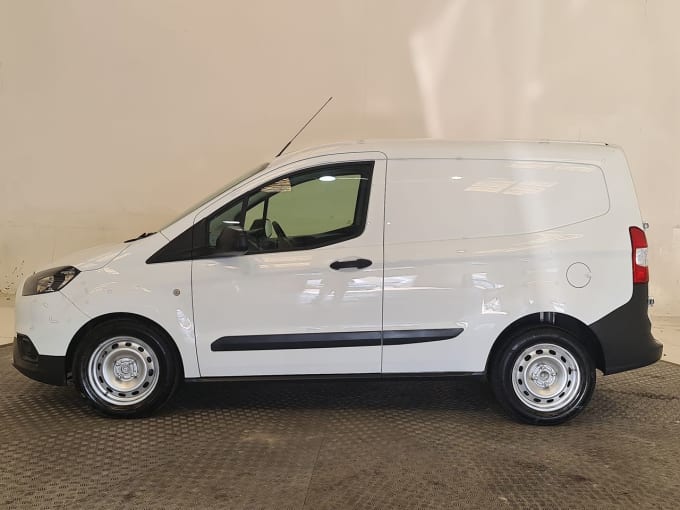 2024 Ford Transit Courier