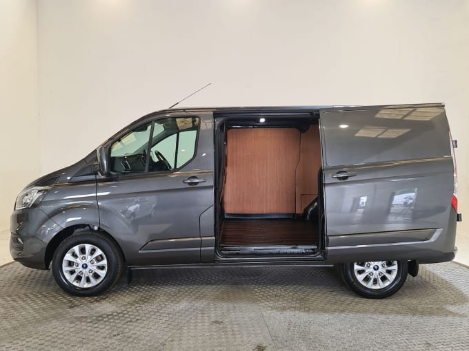 2024 Ford Transit Custom