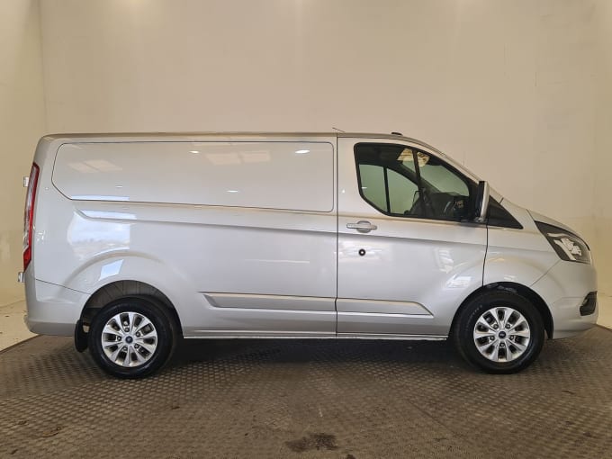 2024 Ford Transit Custom